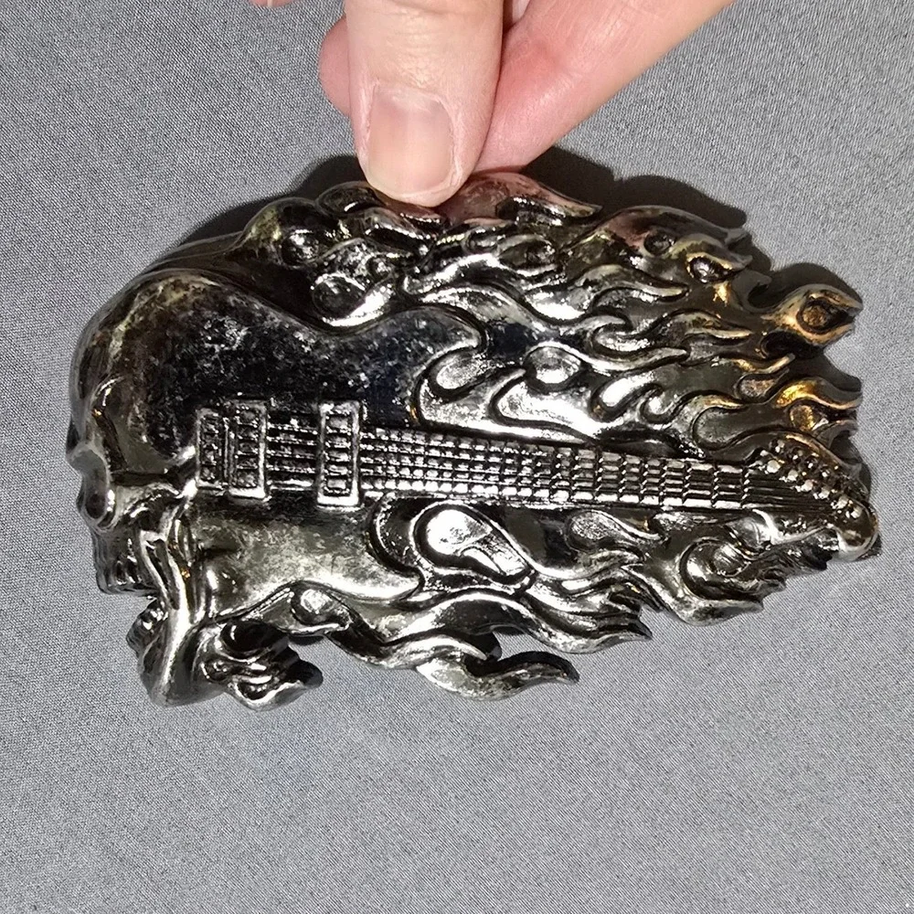Guitar Skull Flame Belt Buckle Mens  Gunmetal Silver Rocker Biker Punk vintage